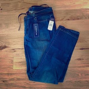 NWT- Chaps Denim- Size 16- Dark Wash